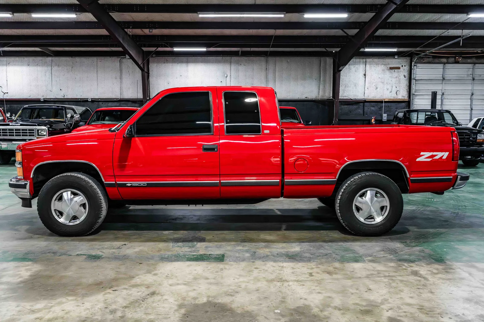 1_ 1998-Chevrolet-K1500-Red-102664-31.jpg